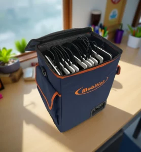 Mobibag – sac multimédia permettant de transporter et recharger simultanément des PC portables et des tablettes.